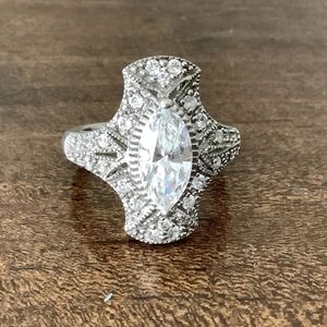 Victoria Wieck Silver Vintage Art Deco Ring Size 6